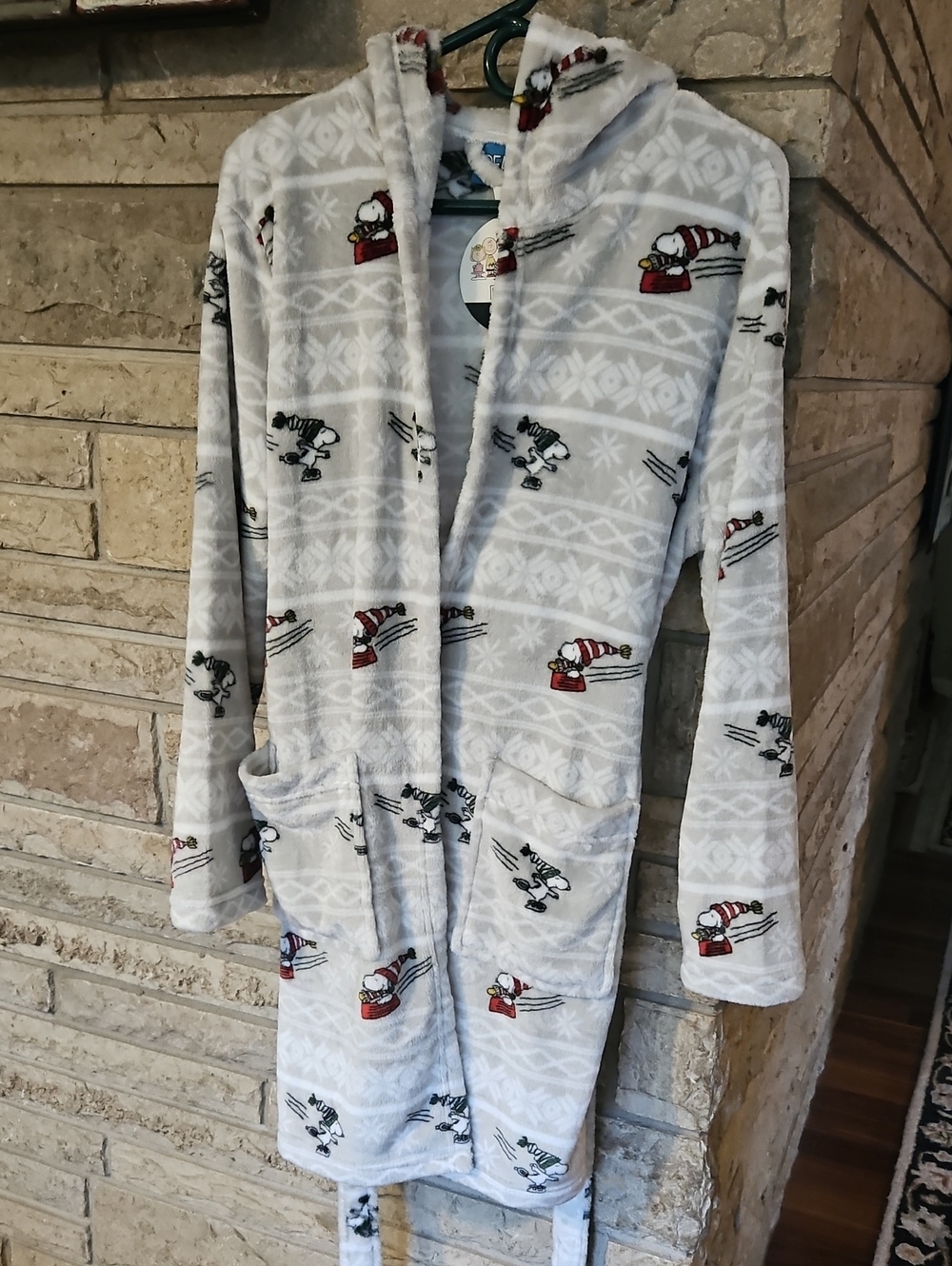 Peanuts Woman's  Gray Snoopy Hooded Fleece Robe with Red Accents